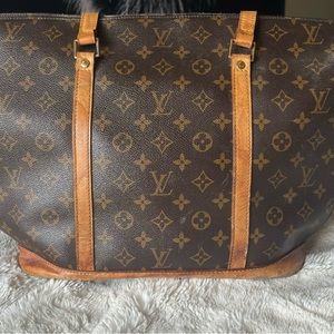 Louis Vuitton “Babylone” #SP1011 Would be a great project bag!!!